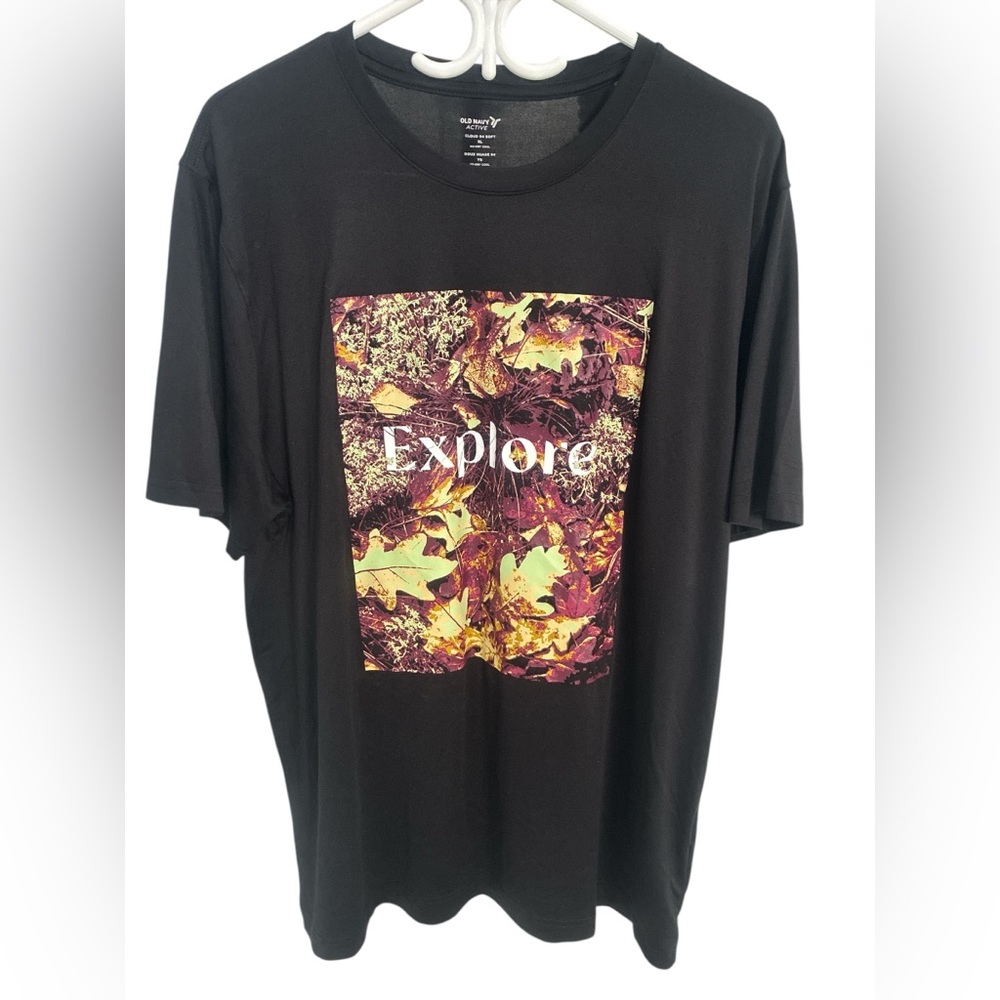 Old Navy Active Graphic Black T-Shirt